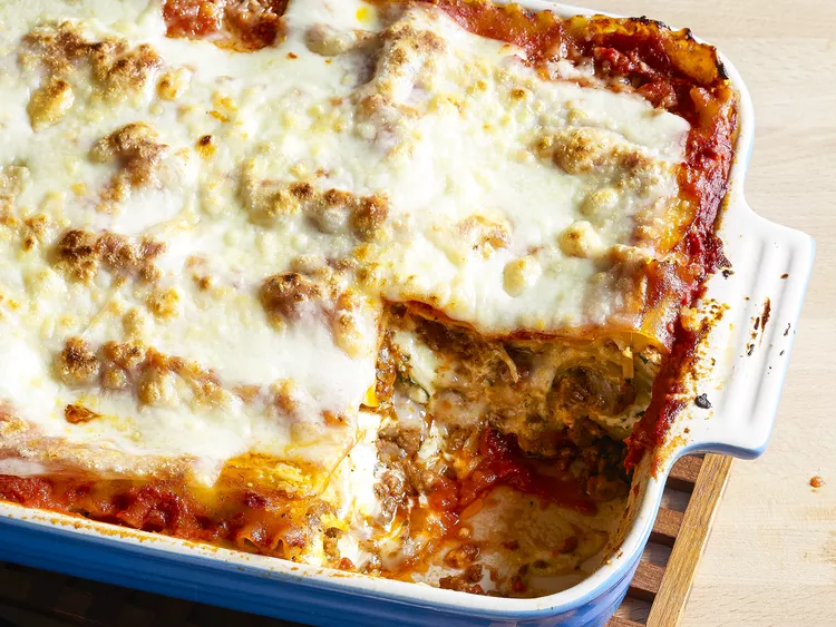 A picture of baked lasagna